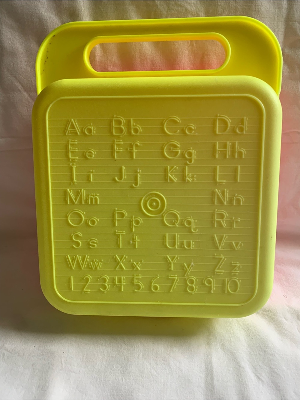 Vintage 1990 Tupperware Toy Stencil Art Carrying Case with 6 Stencils - Picture 2 of 5